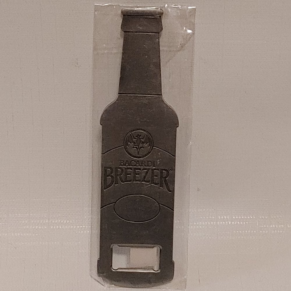 BACARDI BREEZER Metal Bottle Opener BNIP